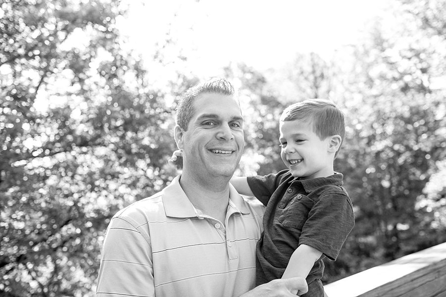 Photojouranlistic family photographer in Naperville_1684