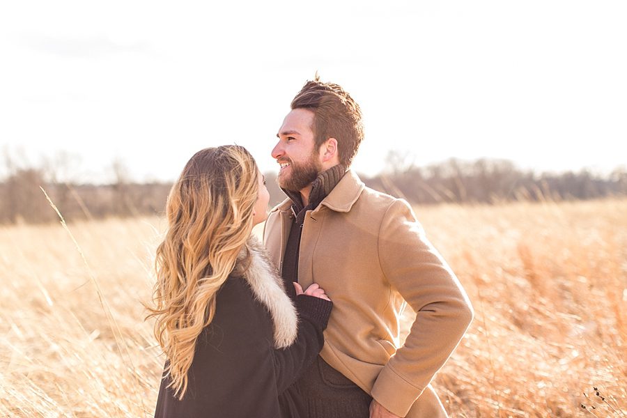 Prairie engagement session in naperville 