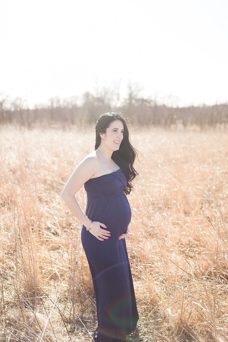 beautiful maternity photos in a field near Chicago_3516