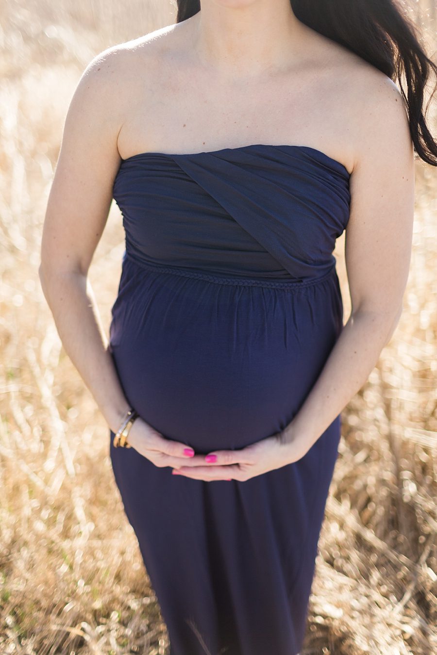 beautiful maternity photos in a field near Chicago_3526