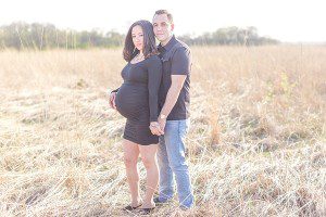 beautiful maternity photographs in Naperville