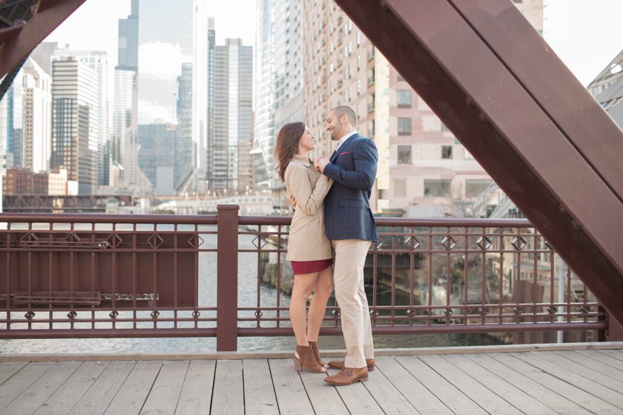 beach engagement photographs in Chicago_6267