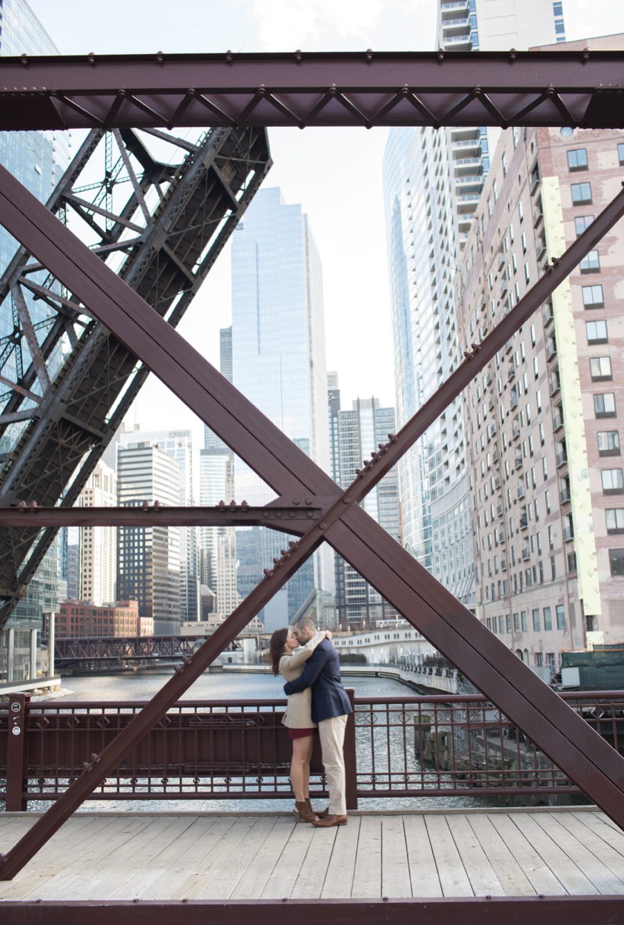 beach engagement photographs in Chicago_6271
