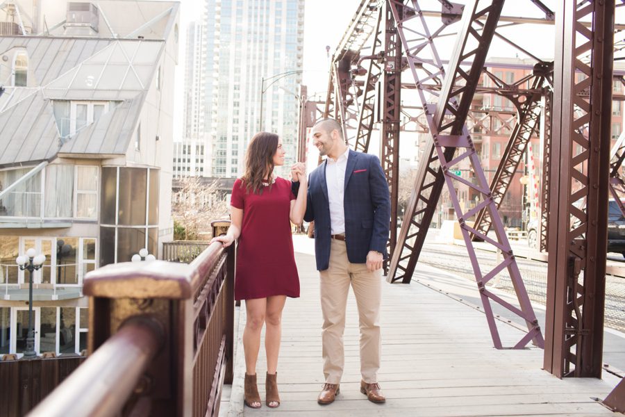 beach engagement photographs in Chicago_6274