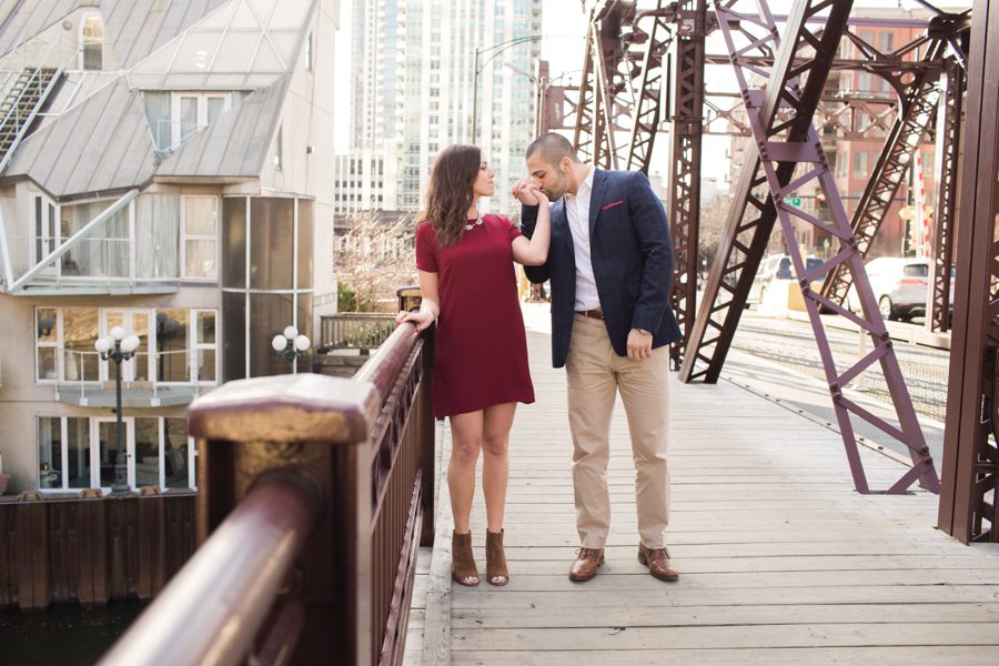 beach engagement photographs in Chicago_6275